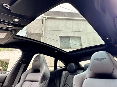 2024 Aston Martin DBX — миниатюра 70