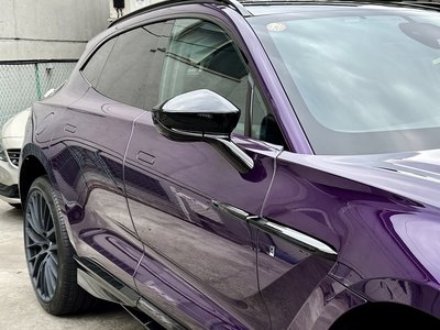 2024 Aston Martin DBX — миниатюра 9