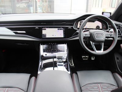 صورة 2 لـ 2023 AUDI RS Q8