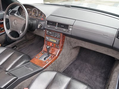 صورة 14 لـ 1993 Mercedes-BENZ SL