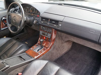 صورة 15 لـ 1993 Mercedes-BENZ SL