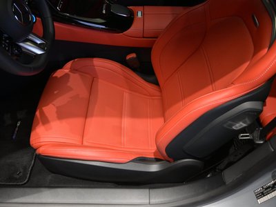 صورة 15 لـ 2025 Mercedes-BENZ GT AMG