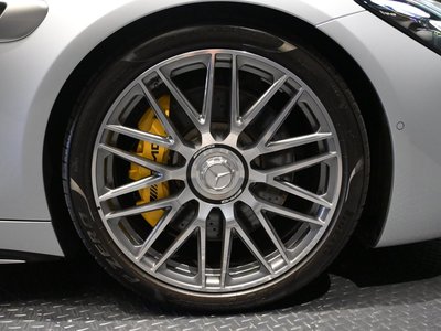 صورة 10 لـ 2025 Mercedes-BENZ GT AMG