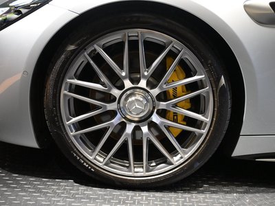 صورة 13 لـ 2025 Mercedes-BENZ GT AMG