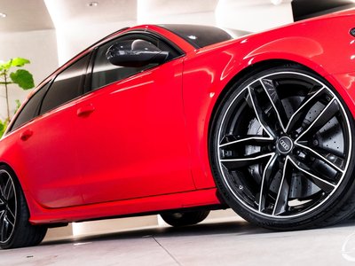2015 AUDI RS6 AVANT 照片 9