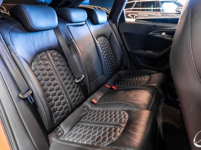2015 AUDI RS6 AVANT 照片 30