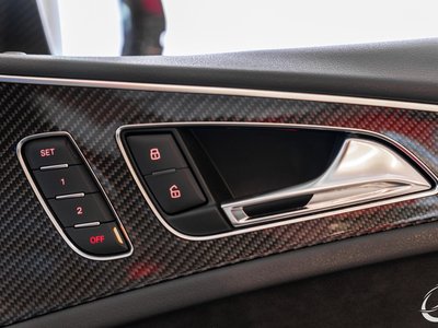 2015 AUDI RS6 AVANT 照片 37