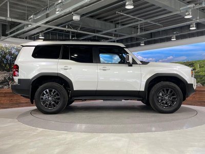 2026 Toyota LAND CRUISER 250 thumbnail 17