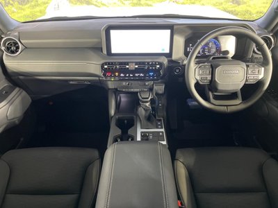 2026 Toyota LAND CRUISER 250 thumbnail 2