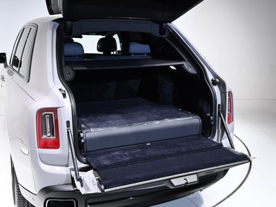 صورة 18 لـ 2021 ROLLS-ROYCE CULLINAN