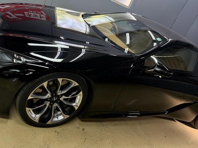 صورة 4 لـ 2017 Lexus LC