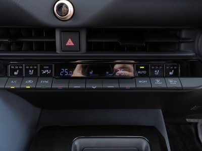 2025 Toyota CROWN ESTATE — миниатюра 24