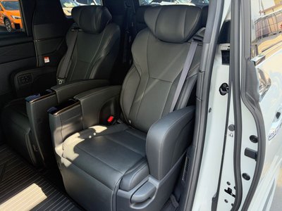 2024 Toyota ALPHARD — фото 58