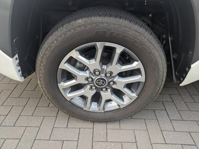 صورة مصغرة 38 لـ 2023 Toyota TUNDRA