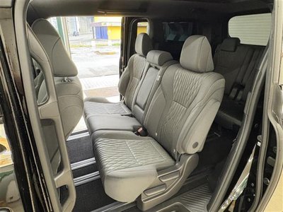 2025 Toyota ALPHARD photo 27