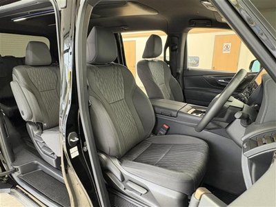 2025 Toyota ALPHARD photo 21