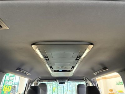 2025 Toyota ALPHARD photo 16
