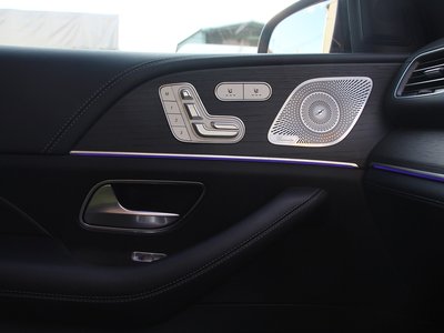 2021 Mercedes-BENZ GLS thumbnail 34