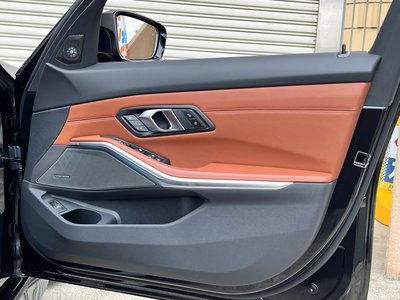 2025 BMW M3 TOURING thumbnail 41