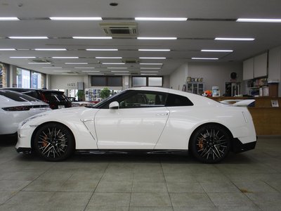 صورة 4 لـ 2023 Nissan GT-R