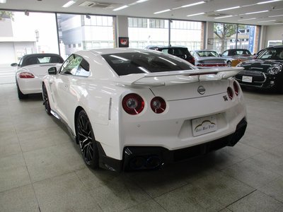 صورة 5 لـ 2023 Nissan GT-R