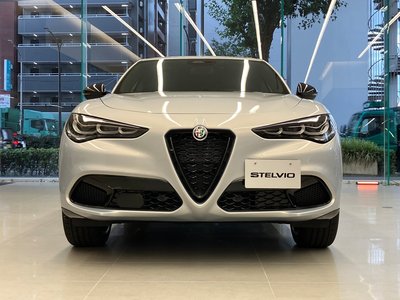 صورة 2 لـ 2026 ALFA Romeo STELVIO