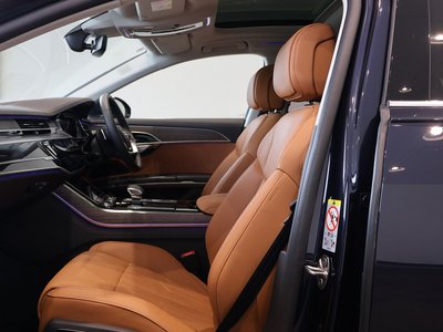 2025 AUDI A8 photo 14