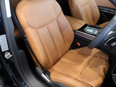 2025 AUDI A8 photo 13