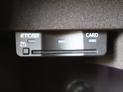 2025 AUDI A8 thumbnail 32