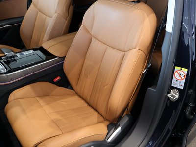 2025 AUDI A8 photo 15
