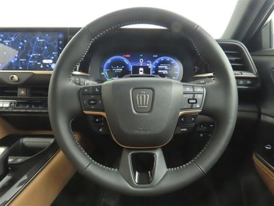 صورة 24 لـ 2025 Toyota CROWN SPORT