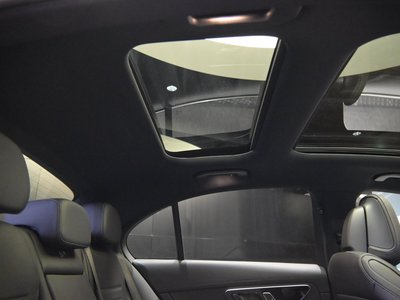 2025 Mercedes-BENZ C-CLASS — миниатюра 53