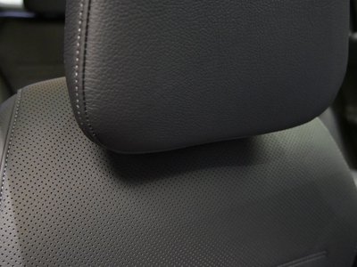 2025 Mercedes-BENZ C-CLASS — миниатюра 48