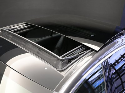 2025 Mercedes-BENZ C-CLASS — миниатюра 9
