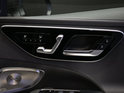 2025 Mercedes-BENZ C-CLASS — миниатюра 17