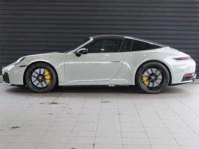 2026 Porsche 911 photo 4