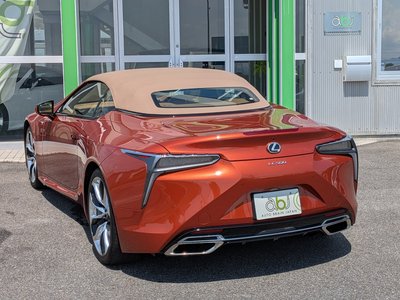 صورة 23 لـ 2021 Lexus LC CONVERTIBLE