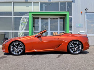 صورة 21 لـ 2021 Lexus LC CONVERTIBLE