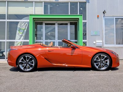 صورة 18 لـ 2021 Lexus LC CONVERTIBLE