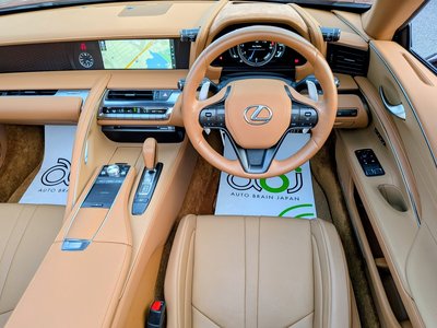 صورة 38 لـ 2021 Lexus LC CONVERTIBLE