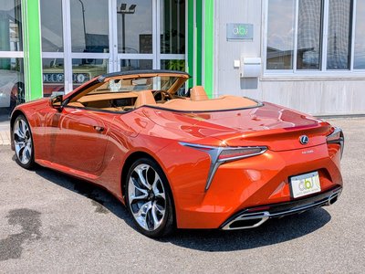 صورة 28 لـ 2021 Lexus LC CONVERTIBLE
