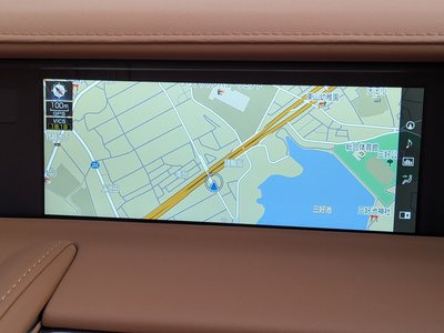 صورة 52 لـ 2021 Lexus LC CONVERTIBLE