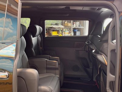 2025 Toyota ALPHARD — фото 8