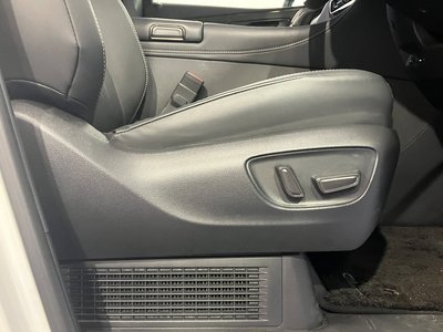 صورة 32 لـ 2024 Toyota ALPHARD