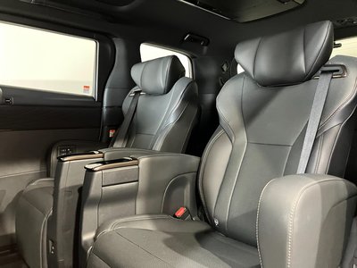 صورة 14 لـ 2024 Toyota ALPHARD