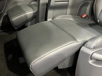 صورة 16 لـ 2024 Toyota ALPHARD