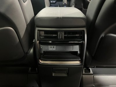 صورة 47 لـ 2024 Toyota ALPHARD