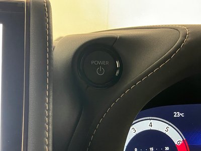 صورة 73 لـ 2024 Toyota ALPHARD