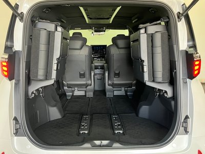 صورة 35 لـ 2024 Toyota ALPHARD