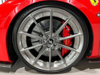 2020 Ferrari F8 TRIBUTO thumbnail 21